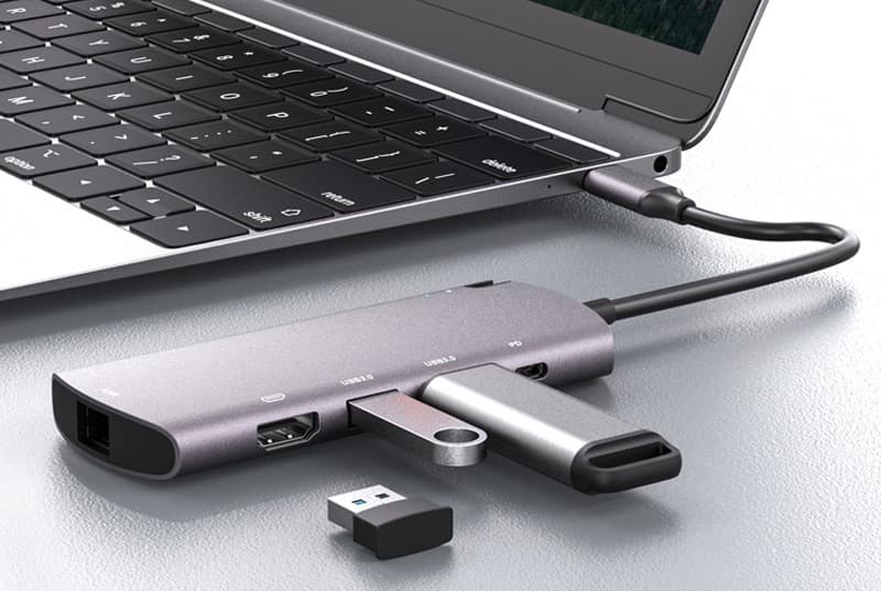 6-i-1 USB-C-hub M.2-kabinett